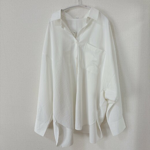 GUの長袖シャツ
