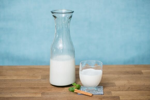 アーモンドミルク