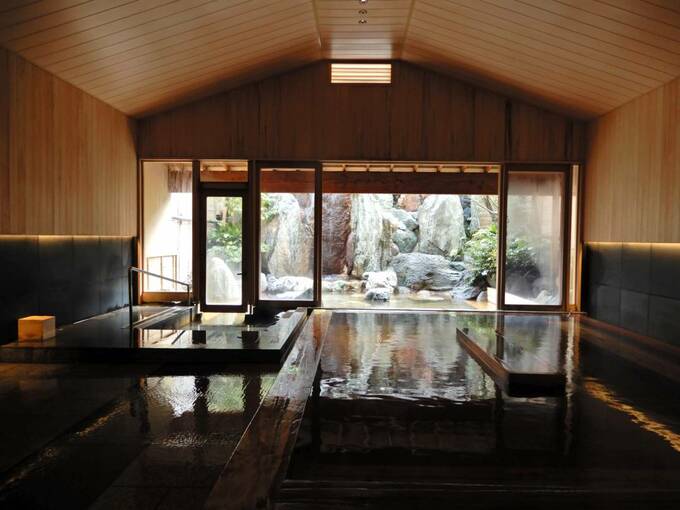 女湯の内風呂はヒノキ