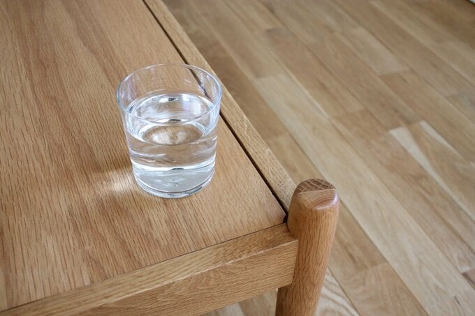 シミになりやすい床板