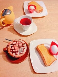 モーニングの時間を利用して会う