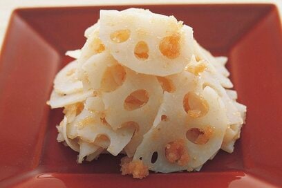 レンコンのシャキシャキ食感が楽しい「タラコあえ」。さっとゆでるのがポイント