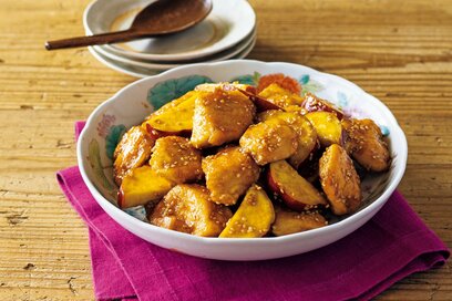 鶏胸肉とサツマイモの甘酢炒め。ほっこり＆こくうま味でご飯がすすむ