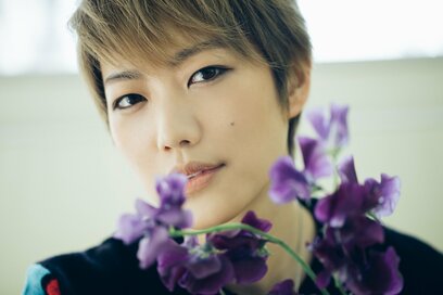 元宝塚歌劇団の男役スター・七海ひろきさんが語る2.5次元舞台の魅力とは？