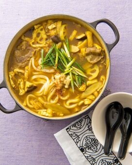 スパイスと根菜のパワーが冷えに効く！「カレーうどん鍋」でおなかも大満足