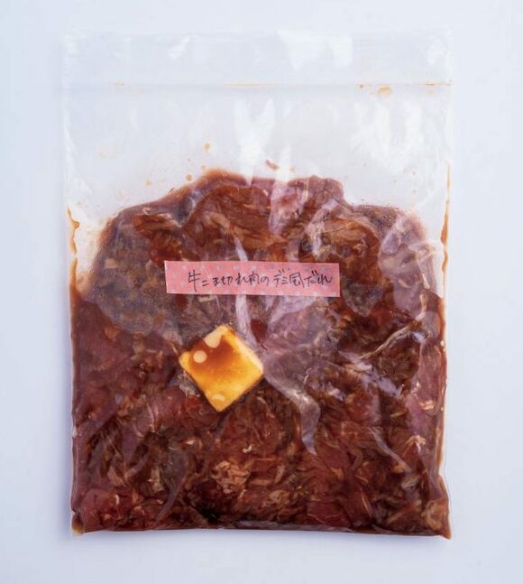 牛こま切れ肉のデミ風ダレ