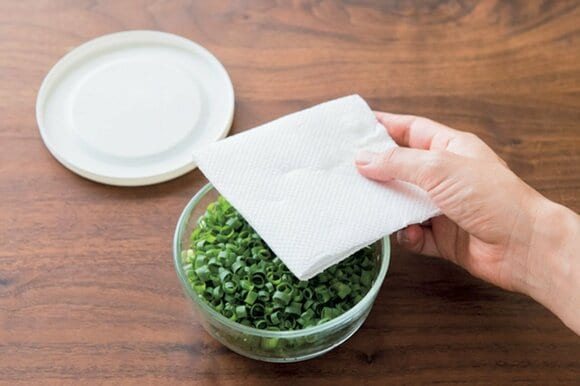 ネギの上にペーパー