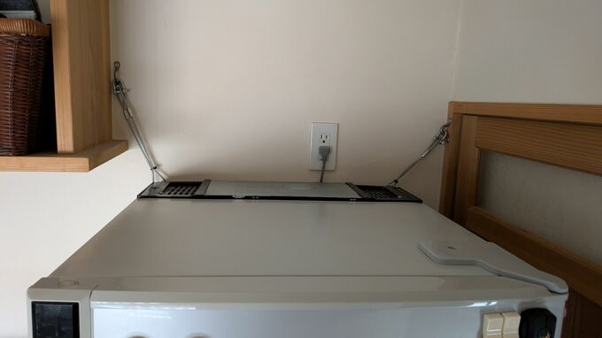 冷蔵庫の固定は必須です