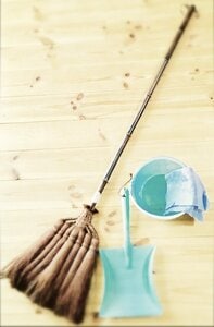 掃除は昔ながらの方法で