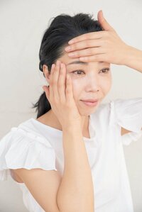 NO!まだまだ乾燥するので、十分な保湿ケアを