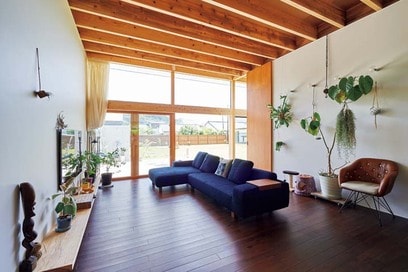 【注文住宅事例】広い庭のある平屋暮らし。10年間思い続けた夢が、Uターンで実現