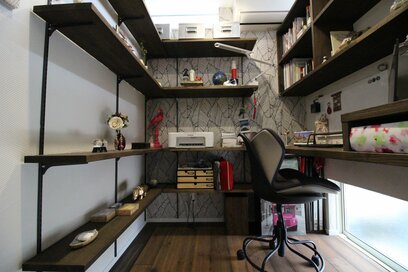 たった2畳だけどこだわったワークスペース。狭くても快適に過ごせる5つの工夫