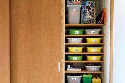 4人で住んでも「散らからない」収納＆動線。将来の仏壇空間にオモチャをしまう