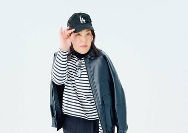 ワントーンを意識すれば「重ね着」でもすっきり。たんぽぽ白鳥さんがシックに決める