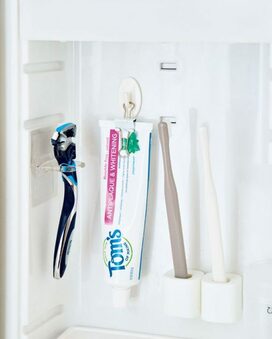 水回りは浮かせる収納で清潔に！100円グッズで家事の悩みを解決