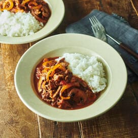 志麻さんの「絶品ハヤシライス」レシピ。おいしさの秘密は“タマネギの切り方”にあり