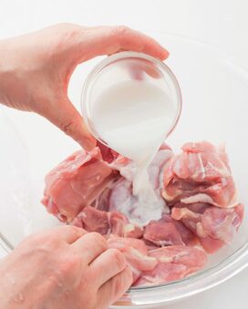 減塩でも料理のおいしさを保つワザ！乳製品をプラス、濃い色を使う