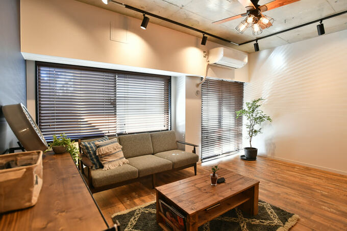 二面採光のリビング