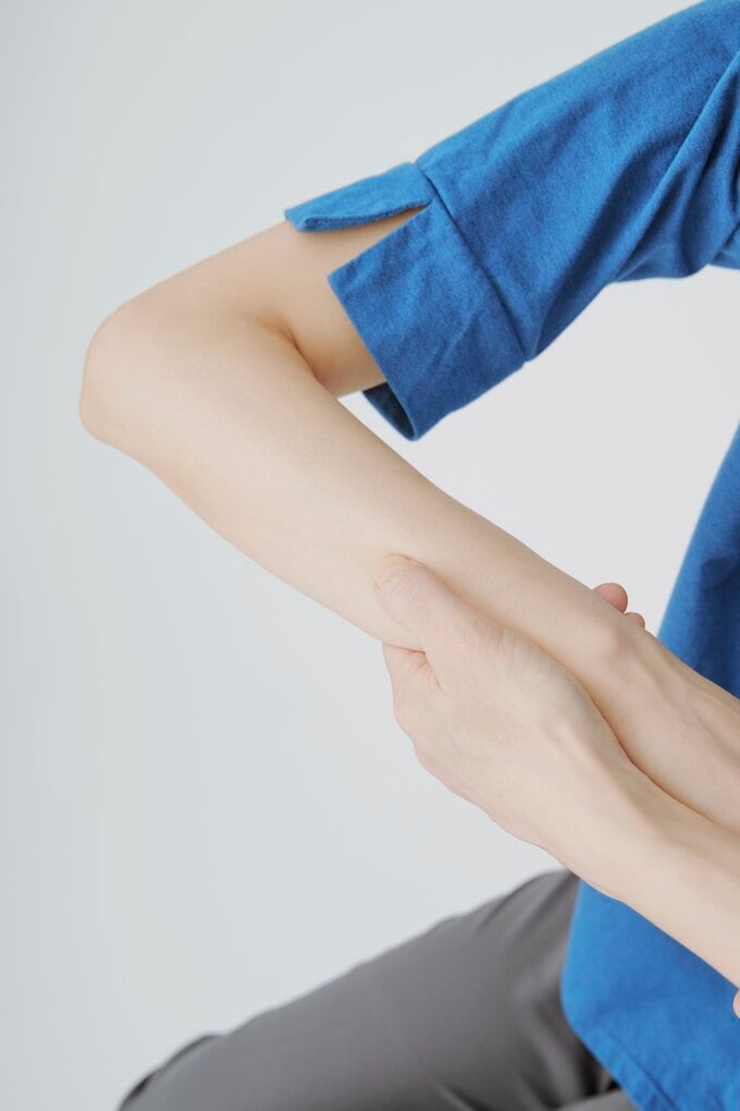 支正(しせい)のツボ