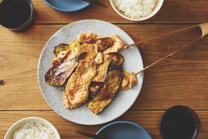 ご飯が進む「豚とナスのショウガ焼き風炒め」。たった2素材で手間なく完成