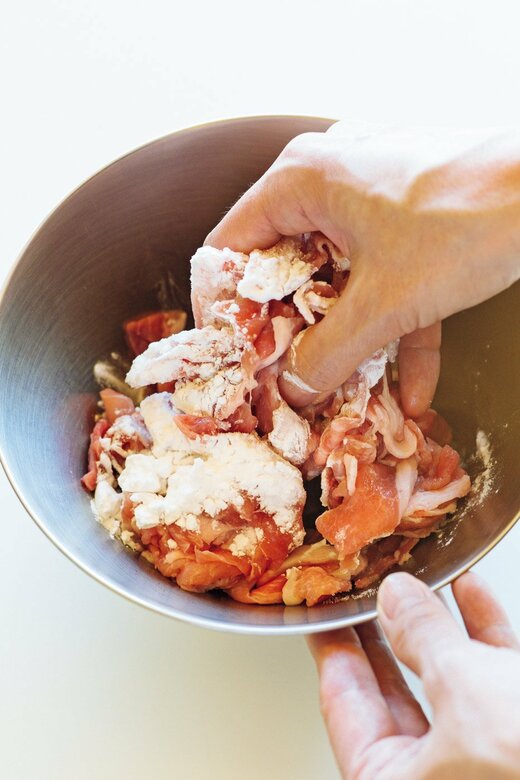 豚こまとコマツナの卵オイスターあんの調理過程