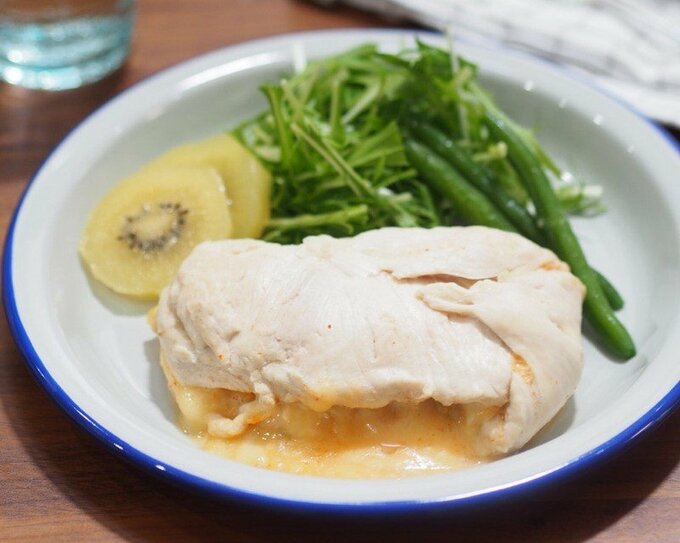 鶏胸肉のキムチーズ挟み