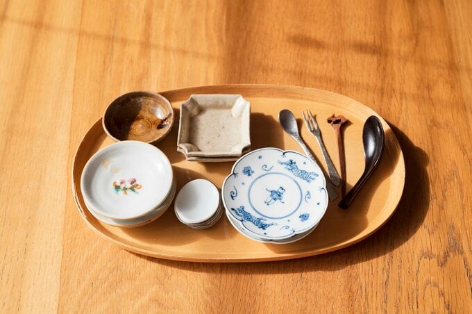 豆皿コレクション。毎日同じお漬物でも、器を変えれば雰囲気もガラリと変わります