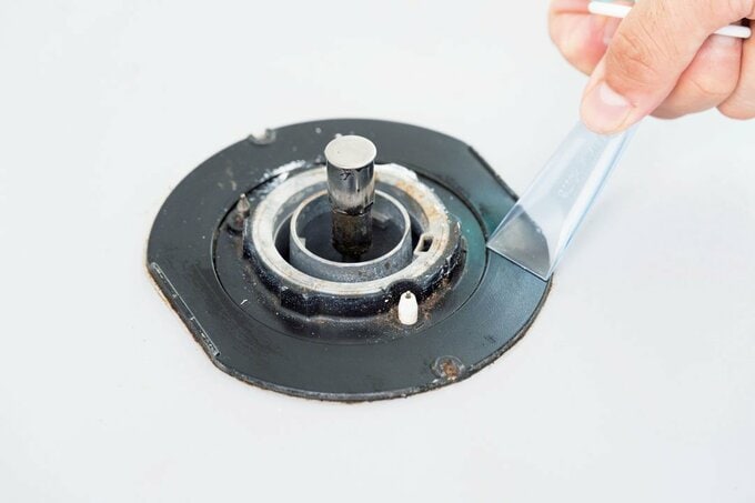 コンロ黒の部分掃除