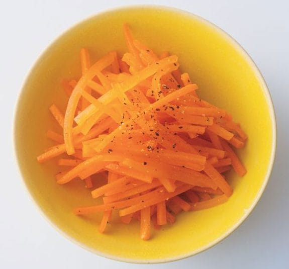 オリーブオイル、黒コショウでオリーブオイルあえ