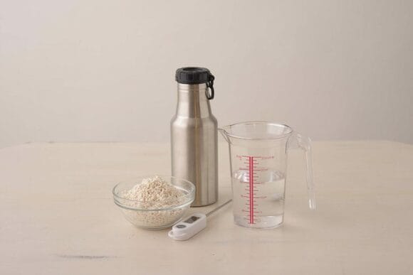 ドリンク用の甘酒よりも少し濃厚に仕上げます