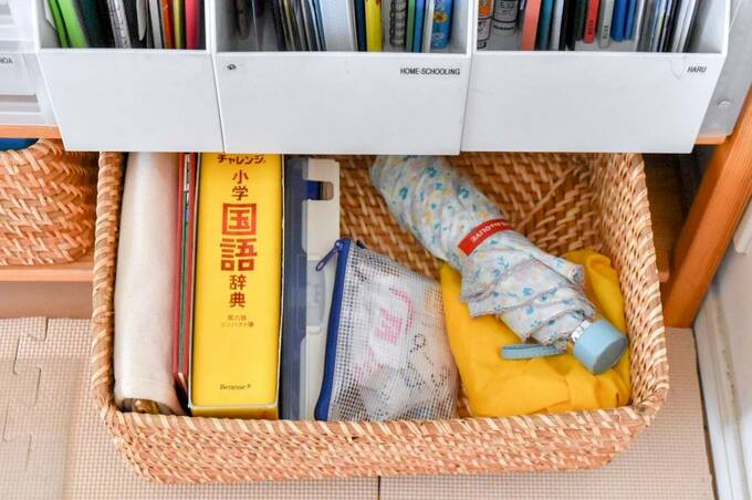 学校で使うものを収納