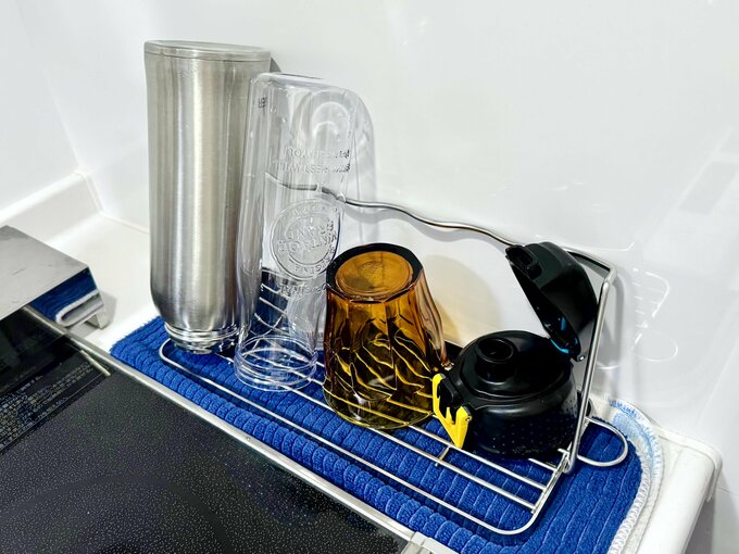 キッチンに置かれた水切り