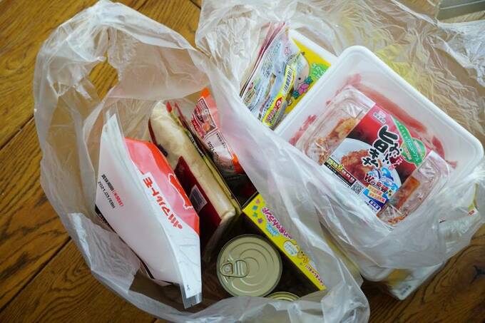 袋にキムチなど