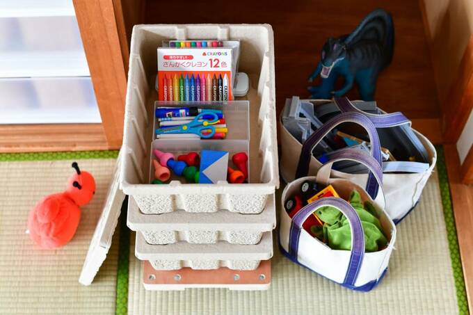 お絵描きセット、オモチャの収納の様子
