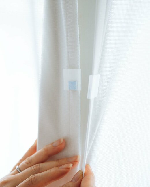 白いカーテンクリップ
