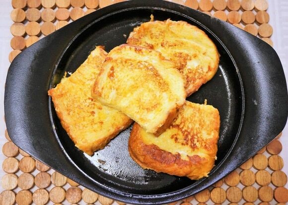 食パンのフレンチトースト