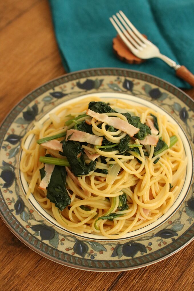 ベーコンとほうれん草の和風パスタ