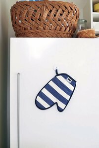 無機質な家電には、色アイテムを