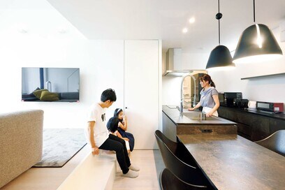 敷地28坪の家！Ⅱ型のオープンキッチンが美しい＆使いやすい