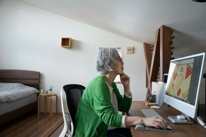 50代、ひとり旅のきっかけは「推し活」。一期一会の仲間との関係が最高