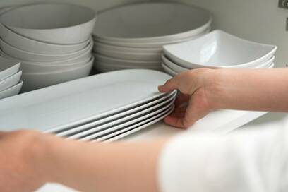 片づかない人には3つのタイプが。食器棚を見ればわかる理由