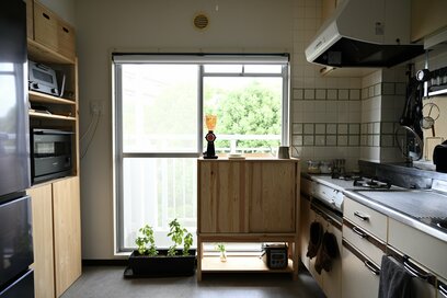 築40年団地の「小さなキッチン収納」のコツ3選。食器棚はなくても快適だった