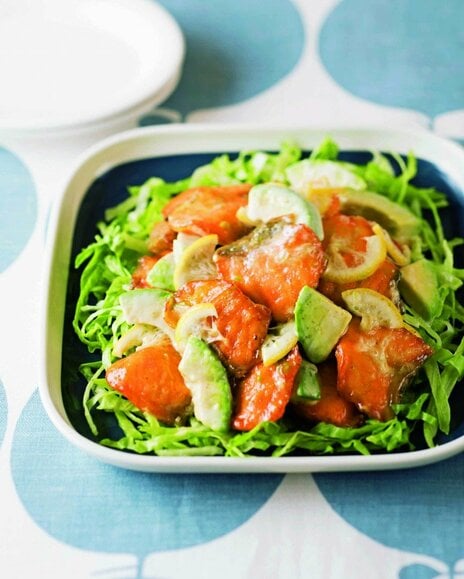 サーモンとアボカドのエビマヨ風