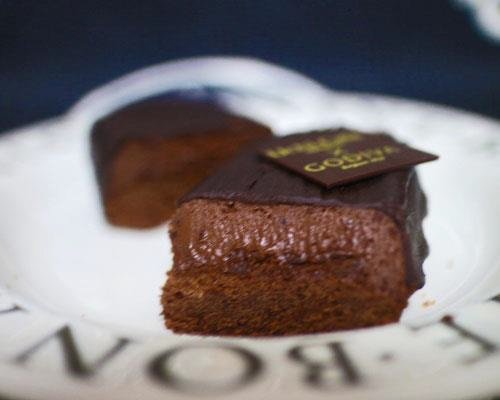3層構造のリッチなガトーショコラ