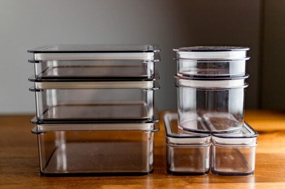 プラスチックの保存容器