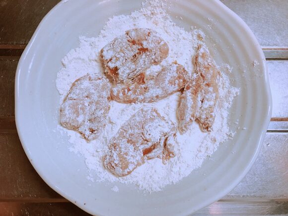 ホットケーキミックスを入れる