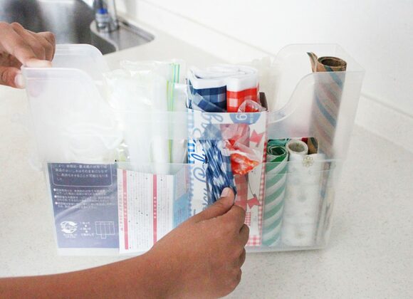 横の穴からビニール袋を取り出せるように