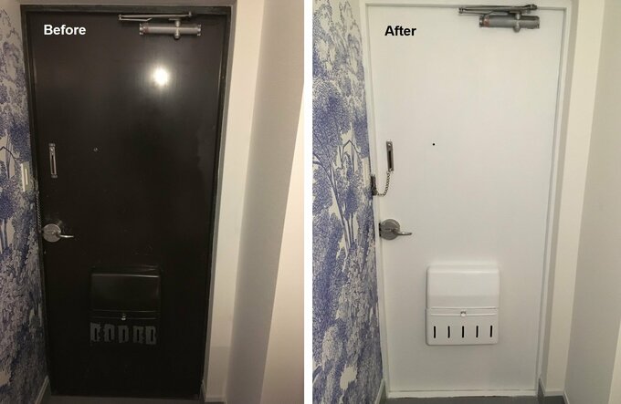 年季の入ったドアを自分で真っ白に