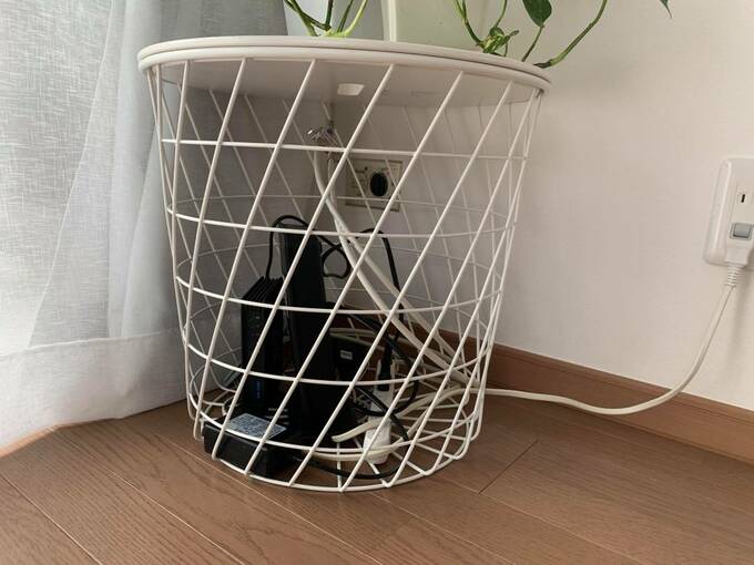 ルーターやモデムを収納した様子