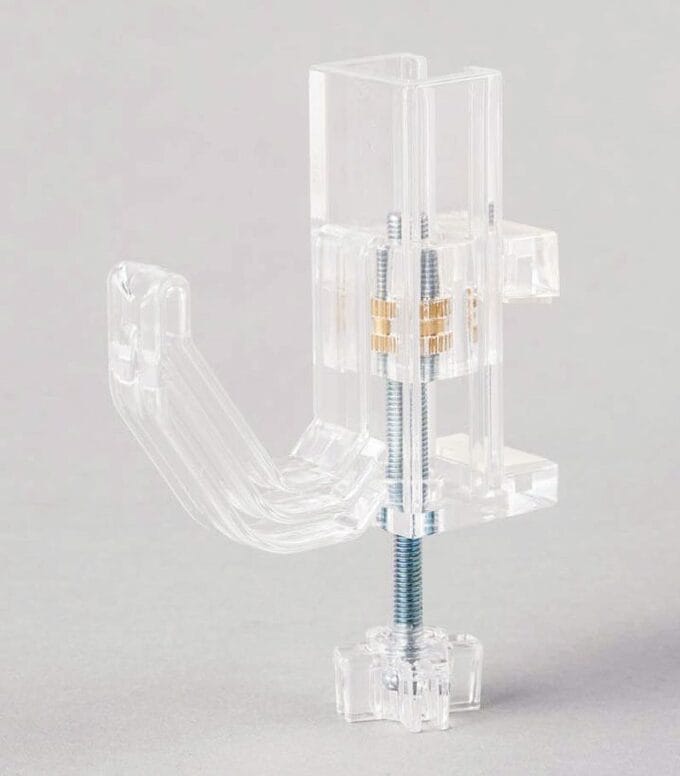 とうめいかもいフック